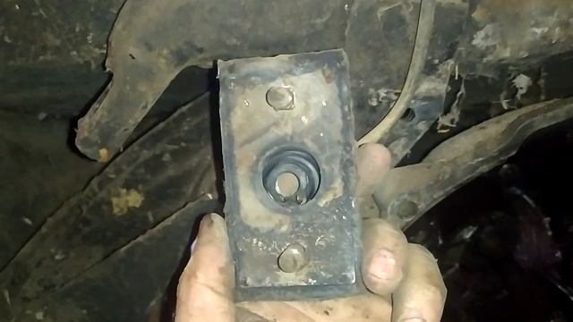 ЛУАЗ. КПП ложится на ось. Причины. смотреть онлайн