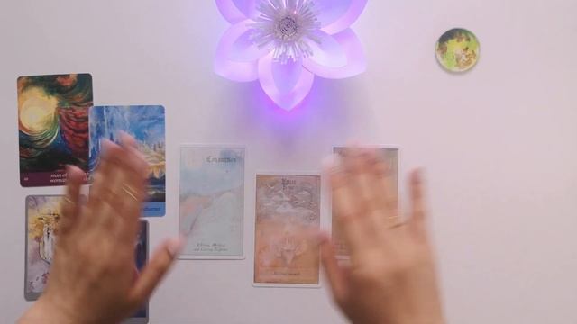 ✨Pick a Card: Blessings meant for you in LOVE?ABUNDANCE?GROWTH?Timeless Reading| Artemisse Tarot✨ смотреть онлайн