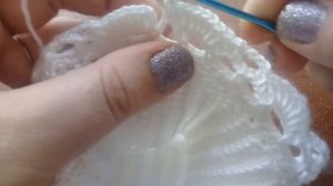 МК. Весенняя детская шапка - беретка, красивым узором.Вязание крючком