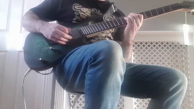Playing blues on a Cort KX507MS? Why not! смотреть онлайн