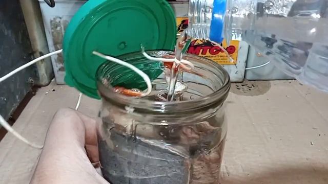 Как сделать аккумулятор-самодельный аккумулятор для экспериментов. смотреть онлайн