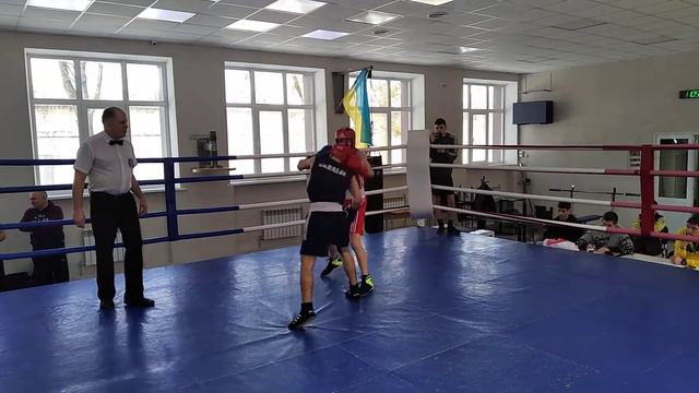 УТС Сборная Украины ( молодежь и юниоры) г. Харьков. Спаринг 2 раунд смотреть онлайн