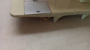 Ремонт машинки Мальва. Как обычно не шьёт.