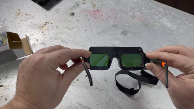 Очки сварщика хамелеон TX 012 смотреть онлайн