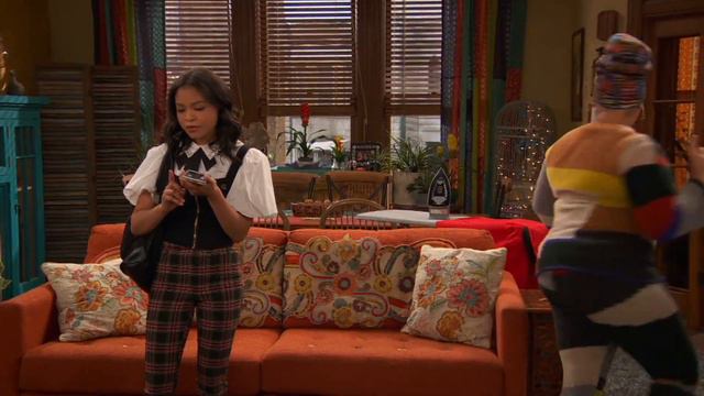 Raven's Home – Clip | Wheel of Misfortune | Disney Channel смотреть онлайн