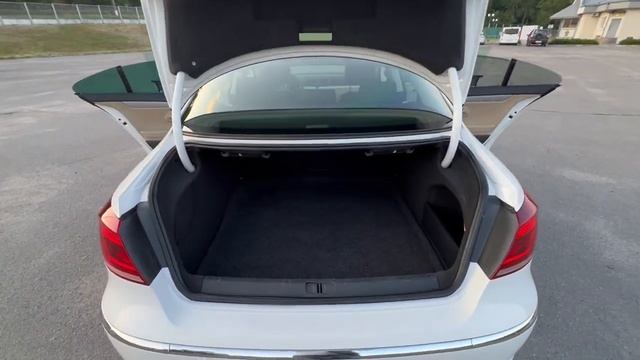 VOLKSWAGEN Passat CC 2.0l 2012 рік смотреть онлайн