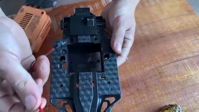 Реставрация гоночного автомобиля F1 RC | Восстановить заброшенный гоночный автомобиль F1 смотреть онлайн