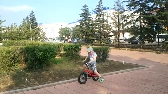 ЧТО Я ДЕЛАЛ ЛЕТОМ В 2017? смотреть онлайн