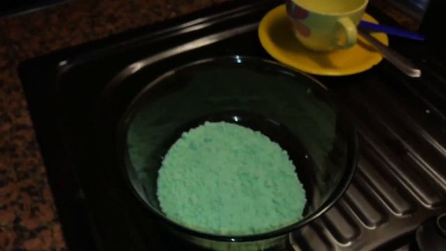 Wackelpudding zubereiten mit Ruf Instant Götterspeise Waldmeister Geschmack Wackelpeter Rezept смотреть онлайн