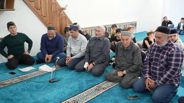 В Джума мечети села Ботлих состоялся мавлид, посвященный месяцу Рабиуль - Авваль - 08.10.2023г. смотреть онлайн
