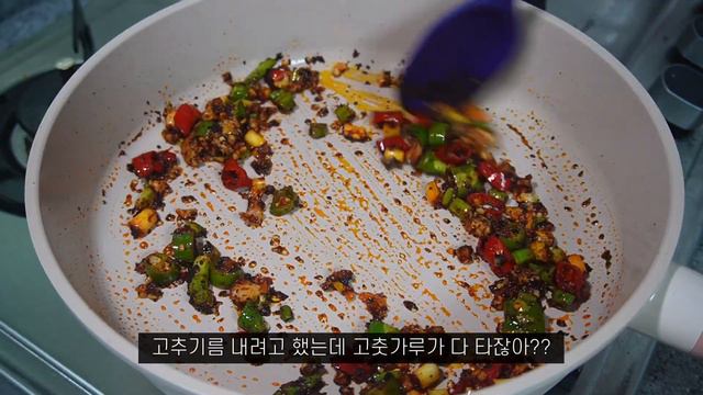 ENG)vlog🍝오랜만에 엽떡 흡입하는 일상 | 또 베이킹 쇼핑하울 | 버터바 도전, 깐풍기, 짜장면, 레몬타르트 추천, 블루베리 끼리, 주먹밥, 모둠튀김, 버터갈릭파스타|자취요 смотреть онлайн