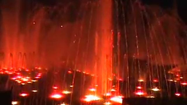 Поющие фонтаны в Праге - Křižíkova fontána (www.allprague.cz) смотреть онлайн