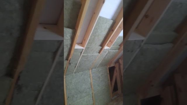 утепление кровли когда расстояние между стропилами более 590мм смотреть онлайн