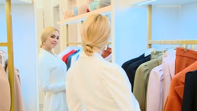 Что такое Элегантность-Женственность женщины смотреть онлайн