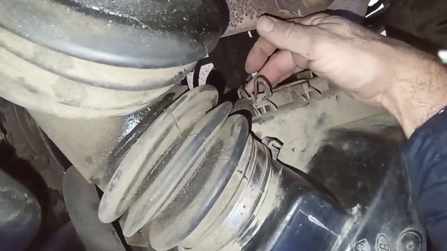 COMO CAMBIAR EL FILTRO DE AIRE A FORD TRANSIT 2.5 DIESEL FACILMENTE UNO MISMO смотреть онлайн
