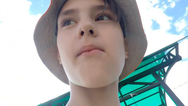 кто лучше построит замок из песка челлендж смотреть онлайн