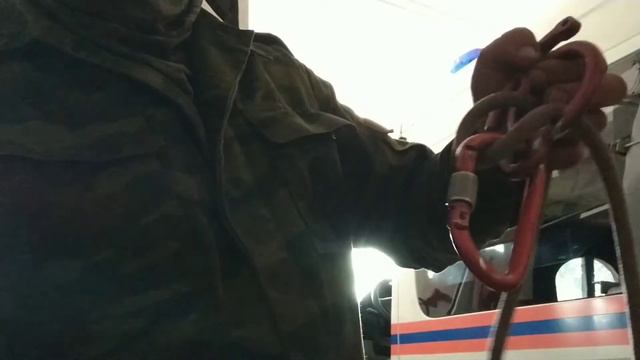 Головой вниз с вращением/Штурмовой альпинизм/ГСО/Штурмальп/Спуск/Roppe Access/Промальп смотреть онлайн