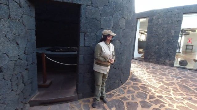 Курочка "Дьябло" или вулкан гриль на острове Лансароте. День 6-ой. Гибралтар-Канары смотреть онлайн