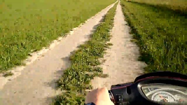 Разбились на скутере смотреть онлайн