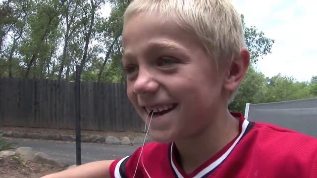 Мотостоматология или как вырвать зуб мотоциклом смотреть онлайн