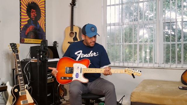 Fender Telecaster Deluxe (unboxing) español смотреть онлайн