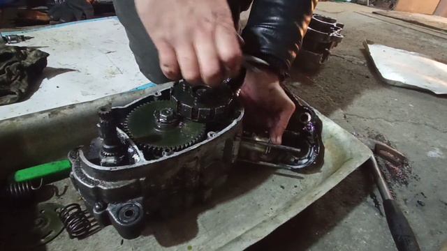 Разбор двигателя v50. смотреть онлайн