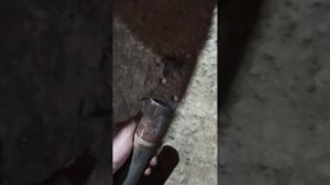 Как открыть капот на рено символ 2005года, если оборвало тросик