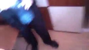 Мальчик решил полить цветы...