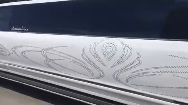 Наш роскошный лимузин LX 570 в кристаллах! смотреть онлайн