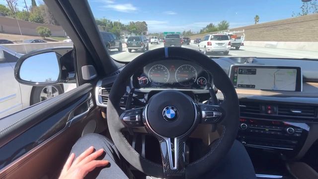 X5M Traffic Jam Assistance Notes смотреть онлайн