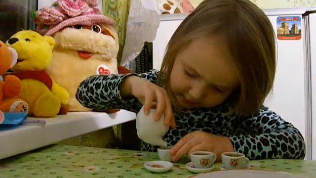 ❤Minigene drinking tea.The tea party. Миньёны и Чаепитие.Una fiesta de té. смотреть онлайн