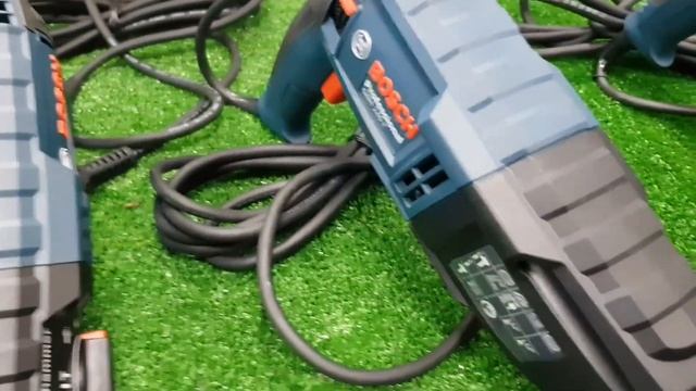 Обзор перфоратора Bosch GBH 2 - 28 смотреть онлайн