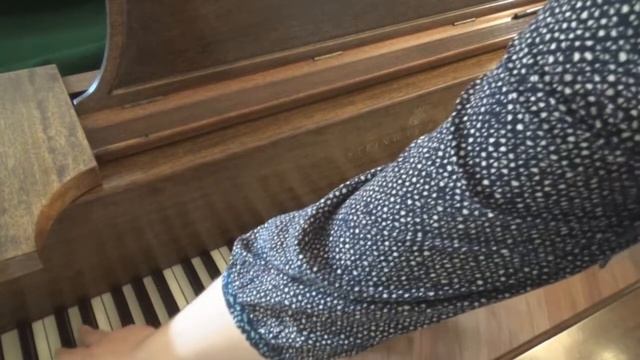 Lesson 2: Finger Numbers & Playing First Notes, Arika Rapson presents My First Songs for Piano смотреть онлайн