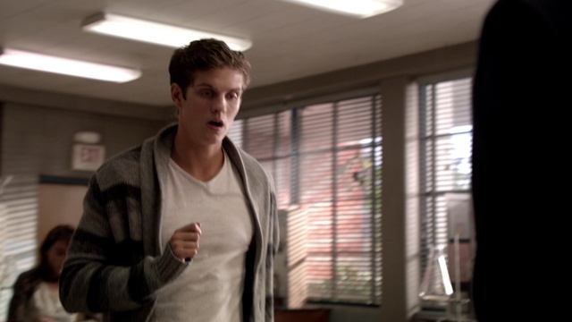 Оборотень / Волчонок / Teen Wolf – 3 сезон 4 серия смотреть онлайн