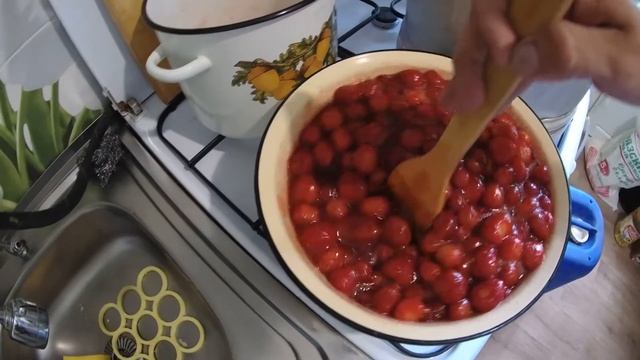 клубничное варенье-это просто смотреть онлайн