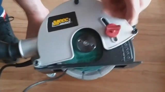 Bruzdownica Meec смотреть онлайн