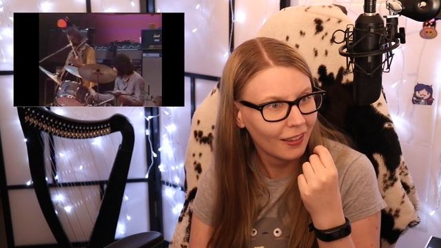 Flutist Reacts to Focus - Hocus Pocus смотреть онлайн