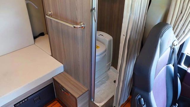 Топовая модель флагмана FAW смотреть онлайн