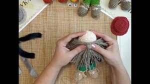 Вязаная крючком игрушка оберег Домовой Епифан часть 2