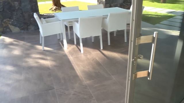 Элитная недвижимость в Испании - вилла Hi-Tech в урбанизации Сьерра Кортина Бенидорма смотреть онлайн