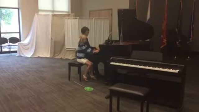 Amelia Nadauld performs Chasing Butterflies by Vandall смотреть онлайн