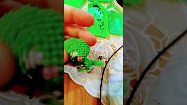 #бисер #бисерныеукрашения #бисероплетение Амигуруми дракон из бисера ??? смотреть онлайн