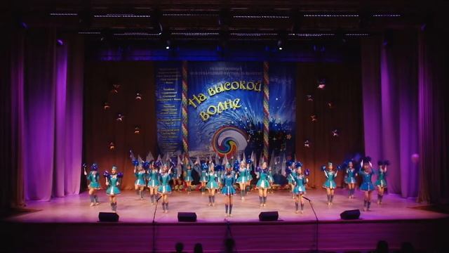 Образцовая эстрадно цирковая студия Возрождение - Экипаж смотреть онлайн