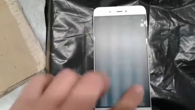 Мерцание экрана Xiaomi Mi5 смотреть онлайн