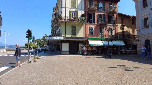 STRESA - The Best Town in Lake Maggiore - One of the Most Popular Tourist Attractions in Italy. смотреть онлайн