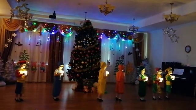 Танец гномиков (ст.гр)Коломна, детский сад 15"Светлячок" смотреть онлайн