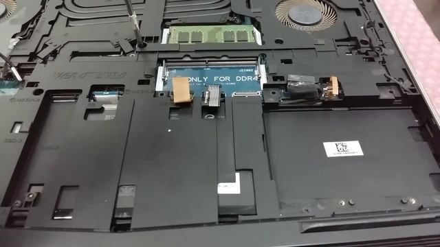 Alienware 15R3 No display смотреть онлайн