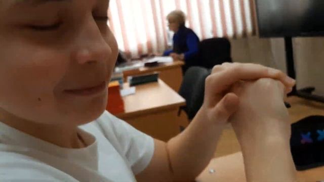 ТИПИЧНЫЙ ДЕНЬ ШКОЛЬНИКА | БУДНИ ШКОЛЬНИКА ! смотреть онлайн