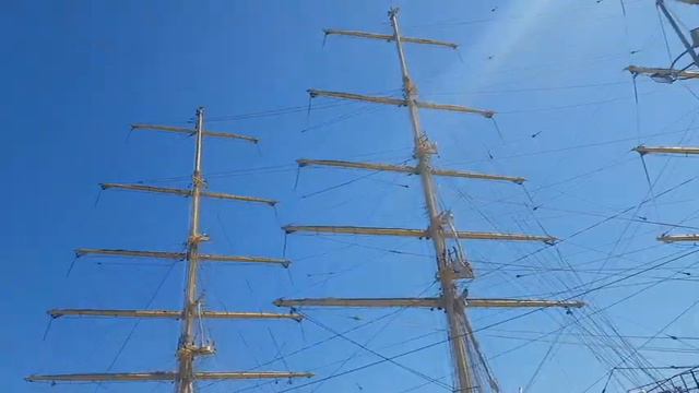 В ЯЛТЕ ПРОДОЛЖАЕТСЯ БАРХАТНЫЙ СЕЗОН. СЕНТЯБРЬ 2018 смотреть онлайн