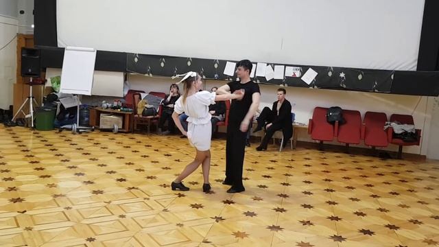 Пасодобль с зайкой! смотреть онлайн